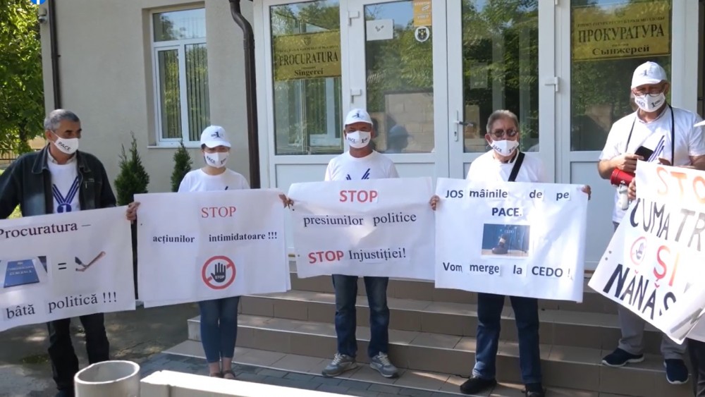 PACE, protest la procuratură: Nu ne împiedicați să ne întâlnim cu alegătorii